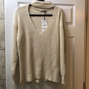 ZARA KNIT CREAM SWEATER CUT OUT NECK